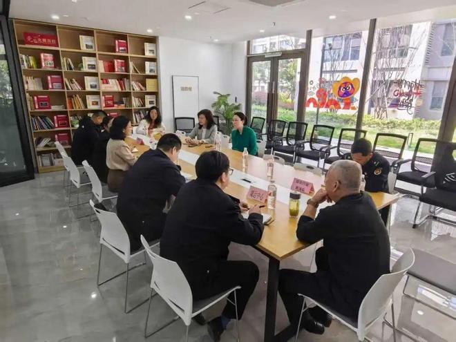 晒之争”共筑平安家园善治长安丨化解“晾(图5)